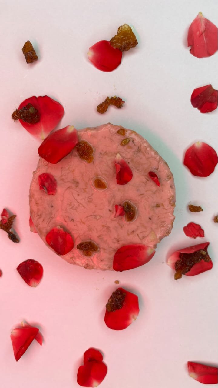 : Fresh strawberry kulfi with real strawberry pieces